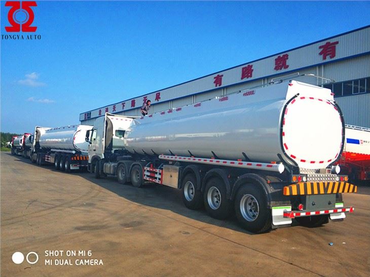 truk tangki bahan bakar