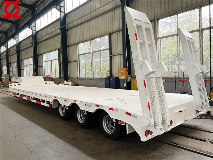 Trailer Semi Rendah