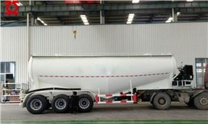 Trailer Kapal Tanker Transportasi Semen