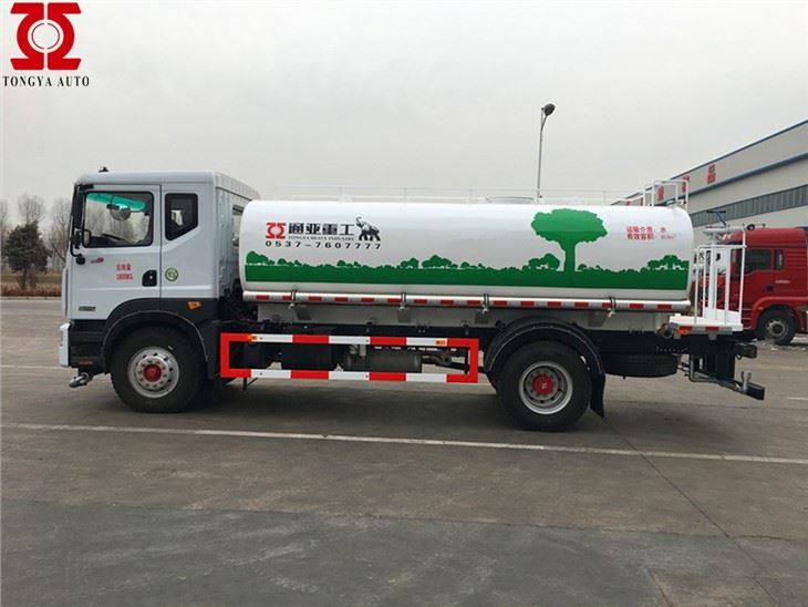 Truk Air Dijual