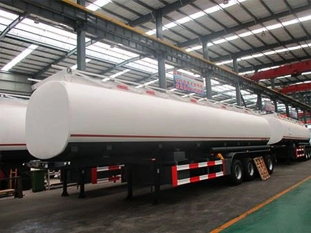 Cina Memproduksi Kapal Tanker Bensin TONGYA 4 Gandar