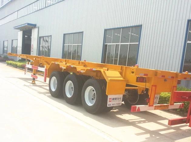 Trailer Truk Kontainer