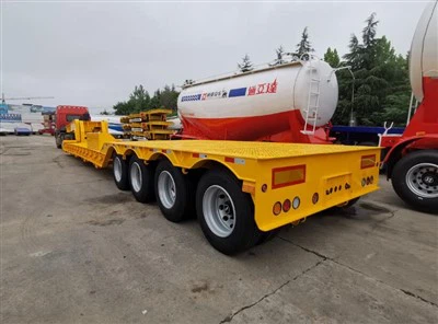 Trailer Semi Lowbed Gooseneck yang Dapat Dilepas