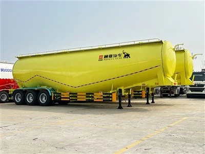 Trailer Semi Tanker Serbuk Dengan 2 Kompartemen